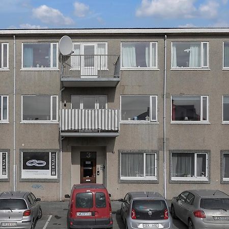 Nn Urban Guesthouse Рейкьявик Экстерьер фото