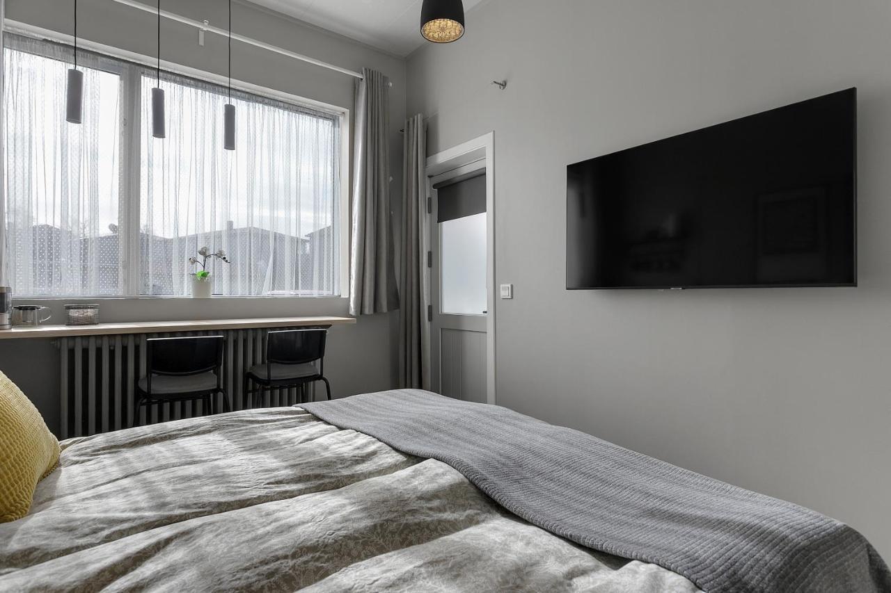 Nn Urban Guesthouse Рейкьявик Экстерьер фото